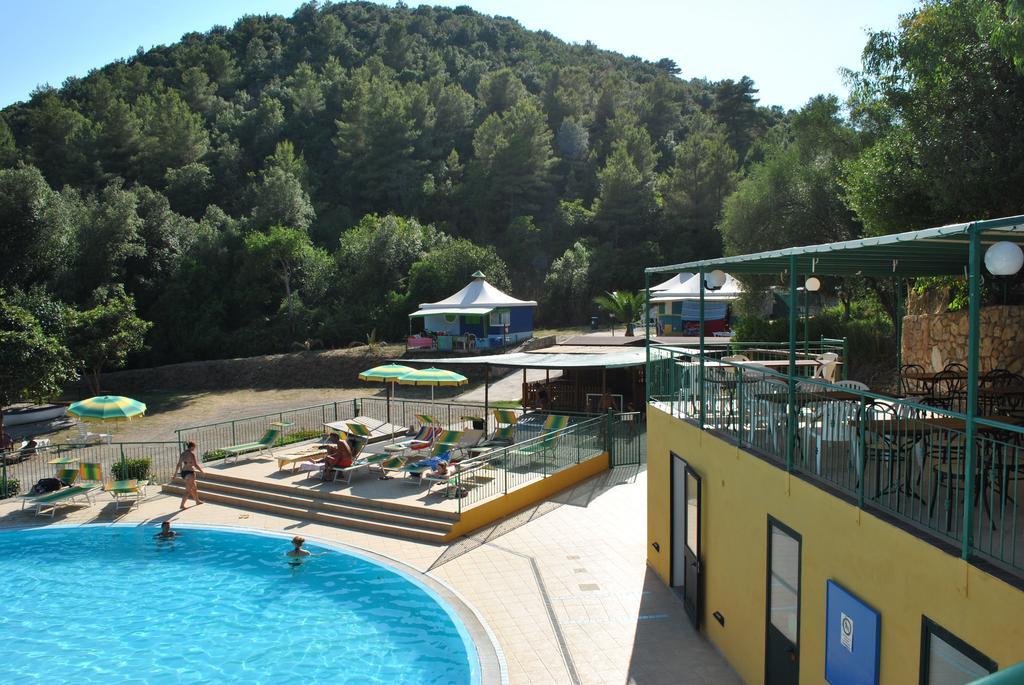 Camping Village Canapai Rio Marina Exterior foto