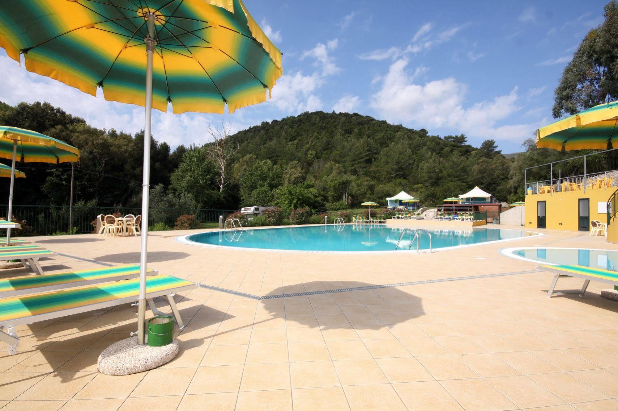 Camping Village Canapai Rio Marina Exterior foto